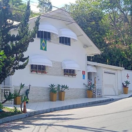 Вилла Minha Casa,Sua Casa Сан-Бенту-ду-Сапукаи Экстерьер фото